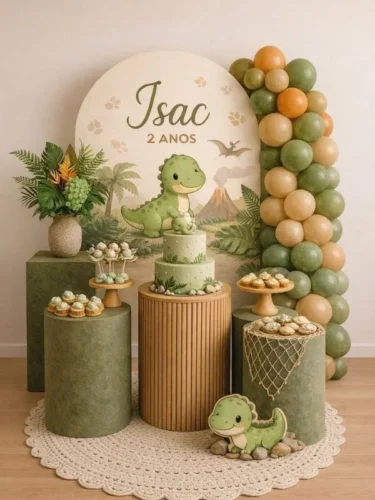 decoracion para cumpleaños de dinosaurio
